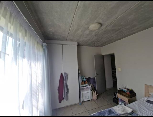 2 BEDROOM APARTMENT FOR SALE IN JANSEN PARK